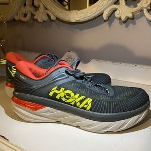 🔸SOLD🔸 EUC Men’s Hoka Bondi 7, Size 9.5